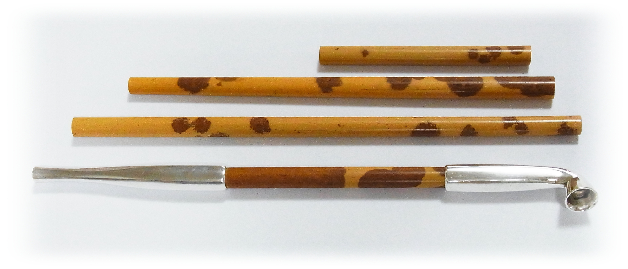Silver kiseru TOBACCO pipe with a stem of rare red spotted bamboo.