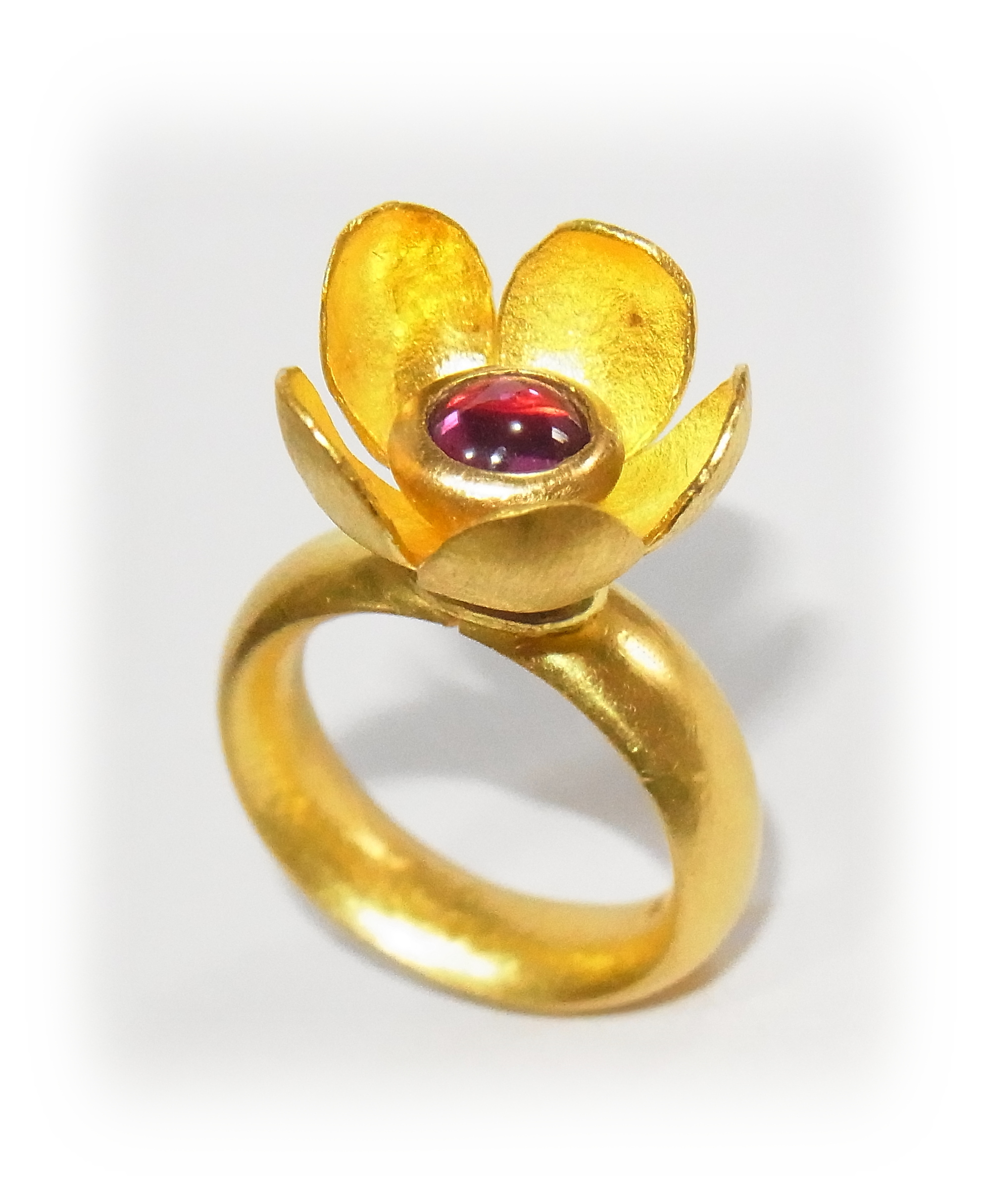Gold Flower Ring with Ruby